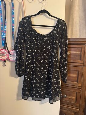 Hollister Black Floral Long Sleeve Mini Dress